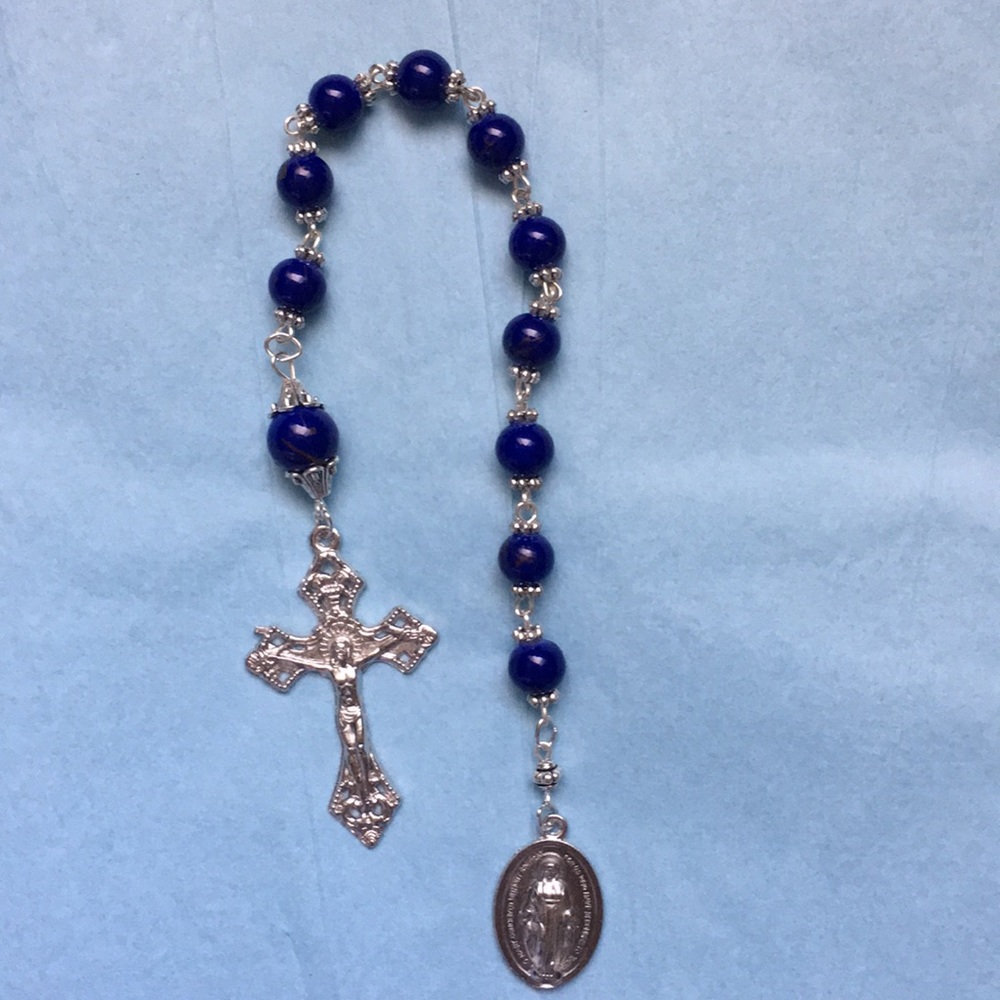 New Blue Marble Pocket Rosary - Picture 4 of 6